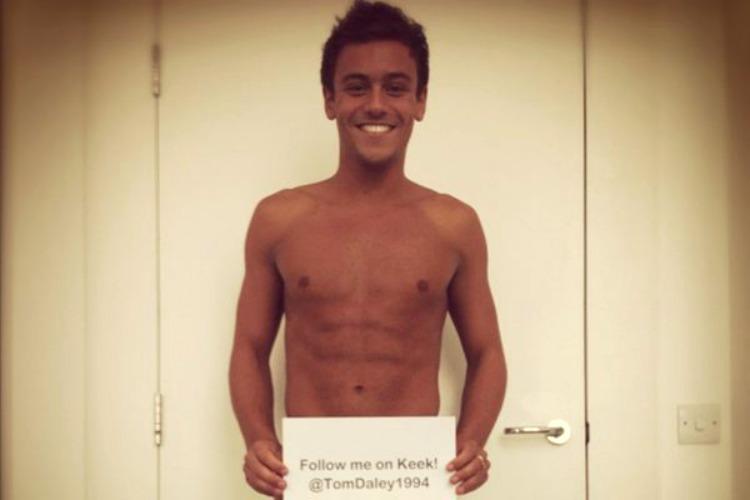 Tom Daley Posts Naked Picture On Twitter In Bid To Increase Followers Works Well Tnt Magazine