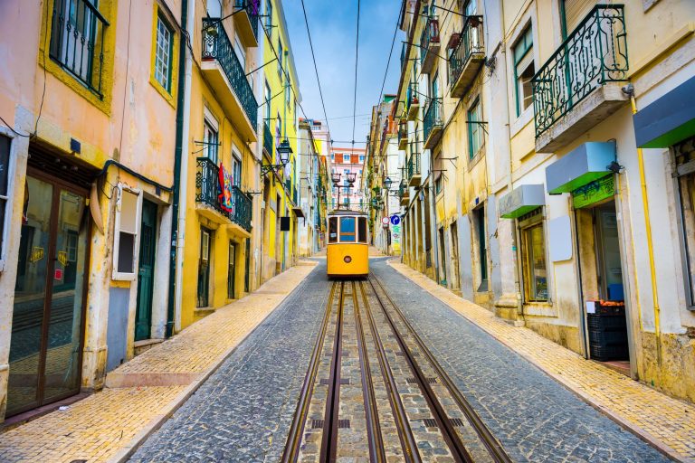 Backpacker on a Budget: Lisbon