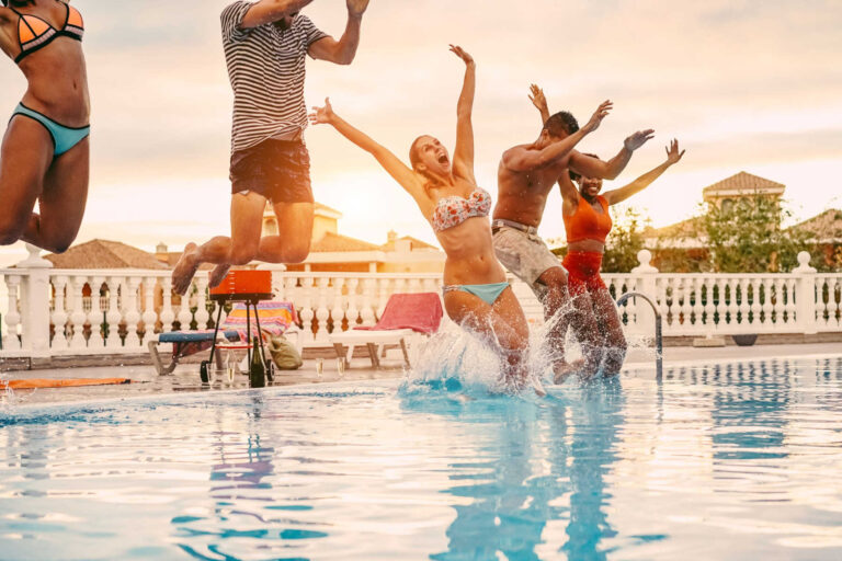 Why Renting a Private Vacation Home is Better for Group Trips
