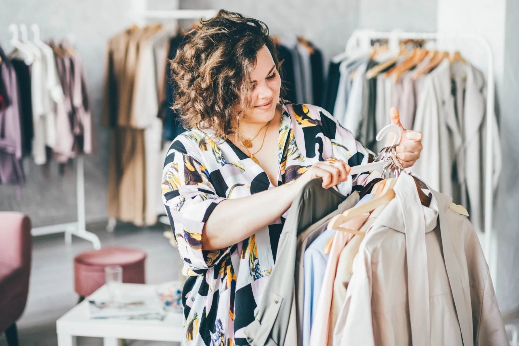 ファッショナブルで見栄えの良い: プラスサイズの服の必需品