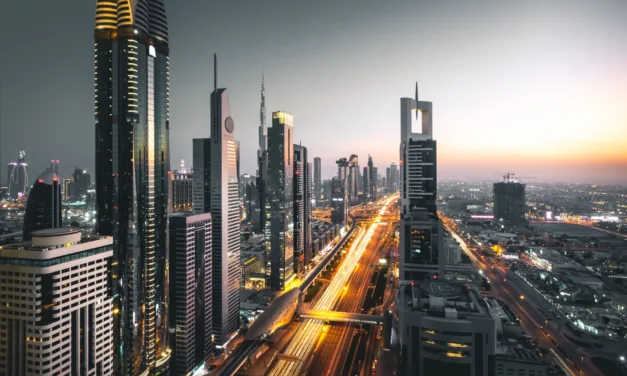 Dubai on Wheels: Unlocking the Benefits of Monthly Car Rentals