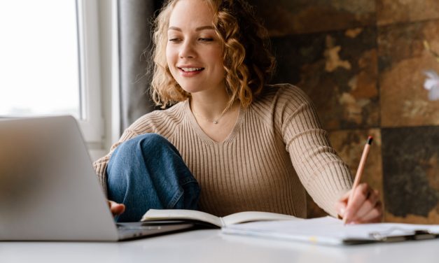 Digital Tools and Student Research: How Technology is Reshaping Academic Work