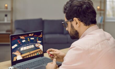 How has the internet impacted the development of online casinos?