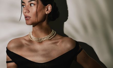 Elegant Essentials: Jewelry That Works From Day Tours to Dinner Dates