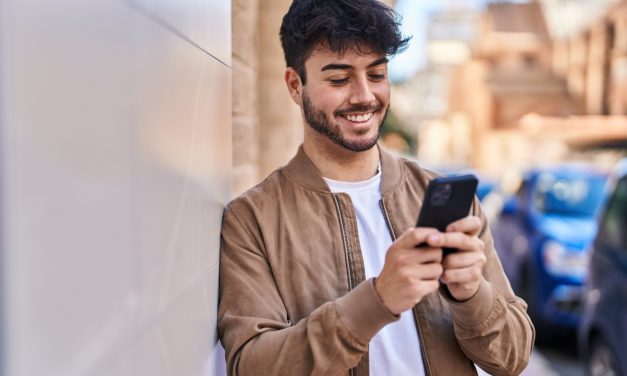 The Internet’s Role in Transforming Hobbies and Entertainment in Britain