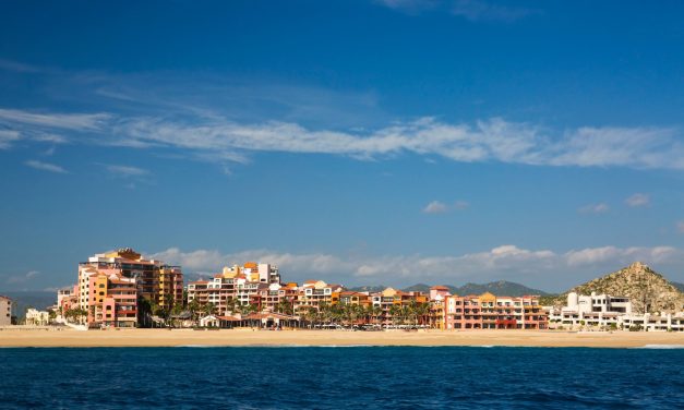 How to Find the Best Beachfront Hotels for Family Vacations