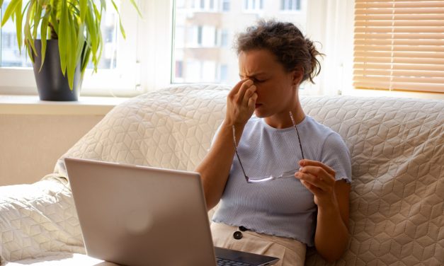 How to care for your eyes during long hours on screens