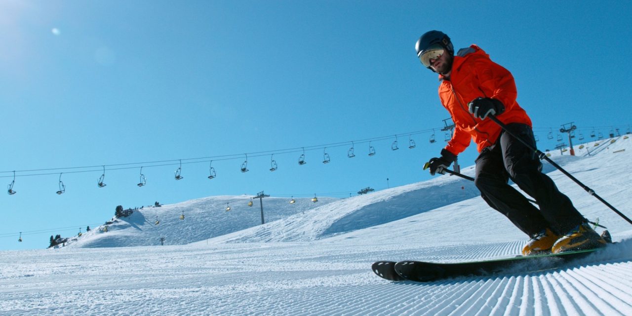 A Complete Ski Gear Checklist For Your Next Trip