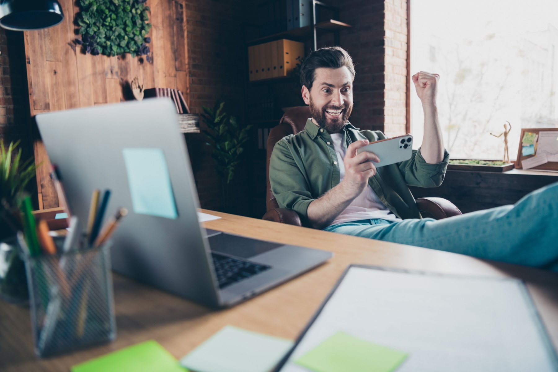 Gaming on the Go Without Breaking the Bank