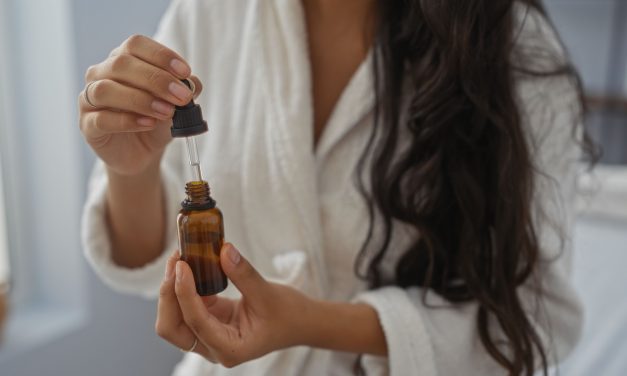 Enhance skin & hair care with essential oils: 4 simple steps