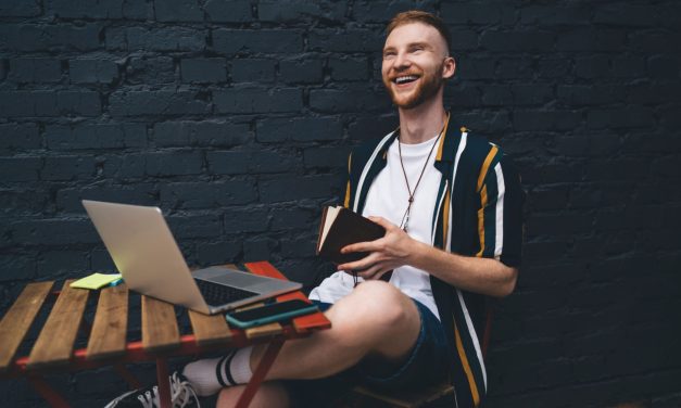 A Digital Nomad’s Guide to Entertainment in New Zealand: From Adventure Sports to Online Play