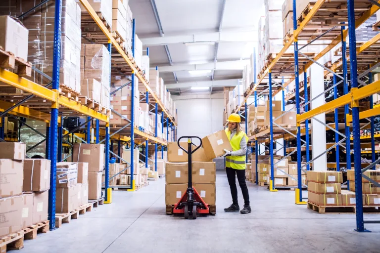 How Rentals Help Meet Temporary Warehouse Demands