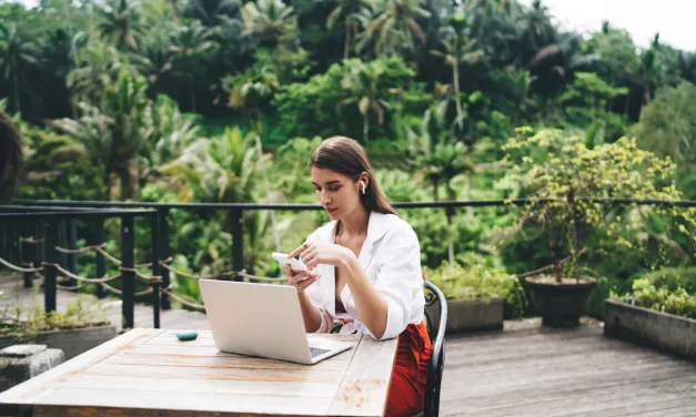 Clever Ways to Fund Your Travels: How to Earn Money from Anywhere in the World