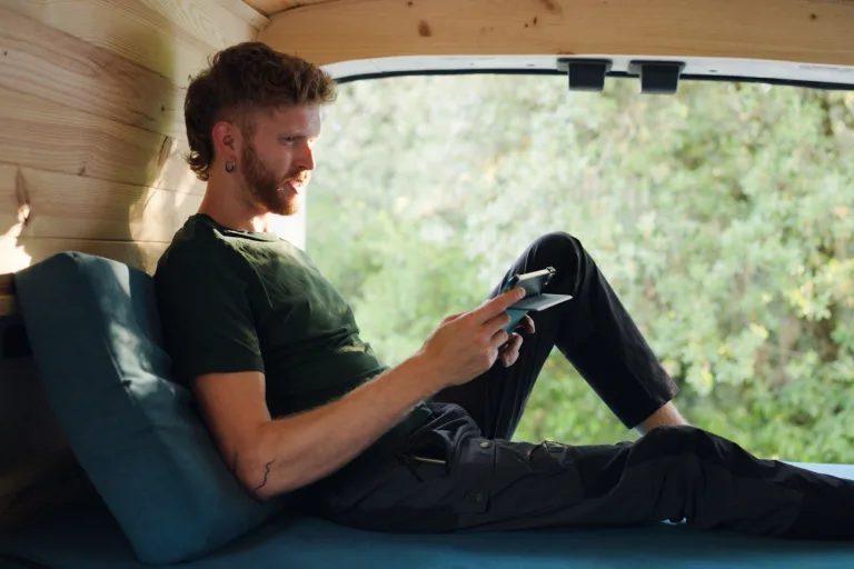 Can you be a digital nomad as an addict in recovery?