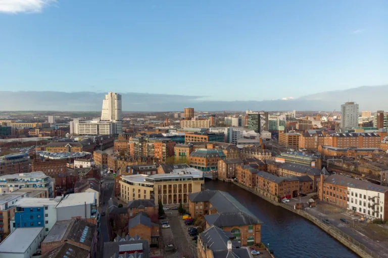 How to Choose the Right Student Accommodation in Leeds?