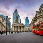 5 Money Habits That Make Life in London Easier