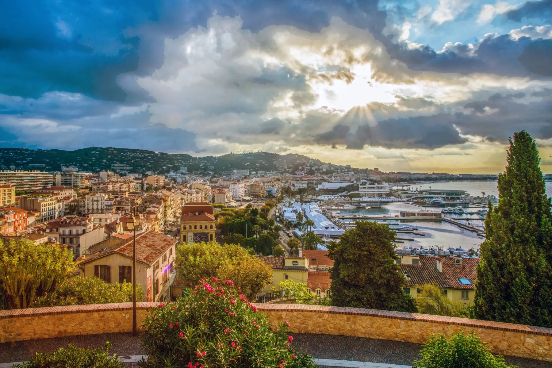 Travel Guide to Cannes: A Trendy Destination on the French Riviera