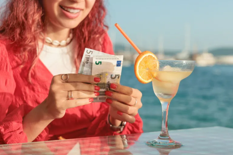 Simple Ways to Stretch Your Travel Budget Further