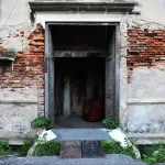 How to Actually Escape a Bad Airbnb