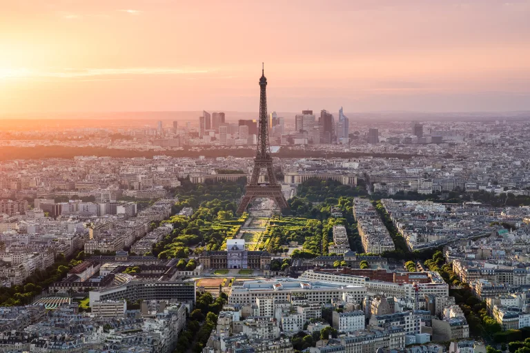 Paris Site-Seeing Guide