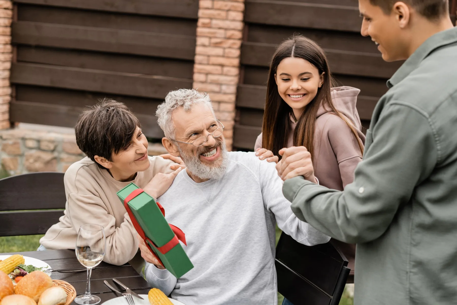 Best Gifts for Him in Australia: 15 Ideas He’ll Actually Use
