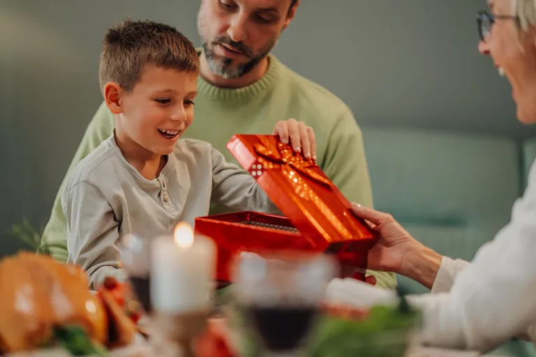 Gifts for Son: Thoughtful Ideas for Different Ages and Personalities